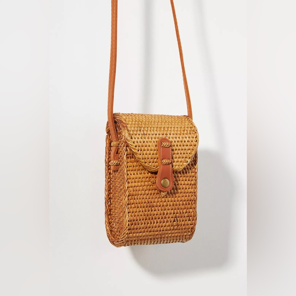 Francesca’s / Anthropologie Small Handwoven Rattan Bali Bag, crossbody NWT
